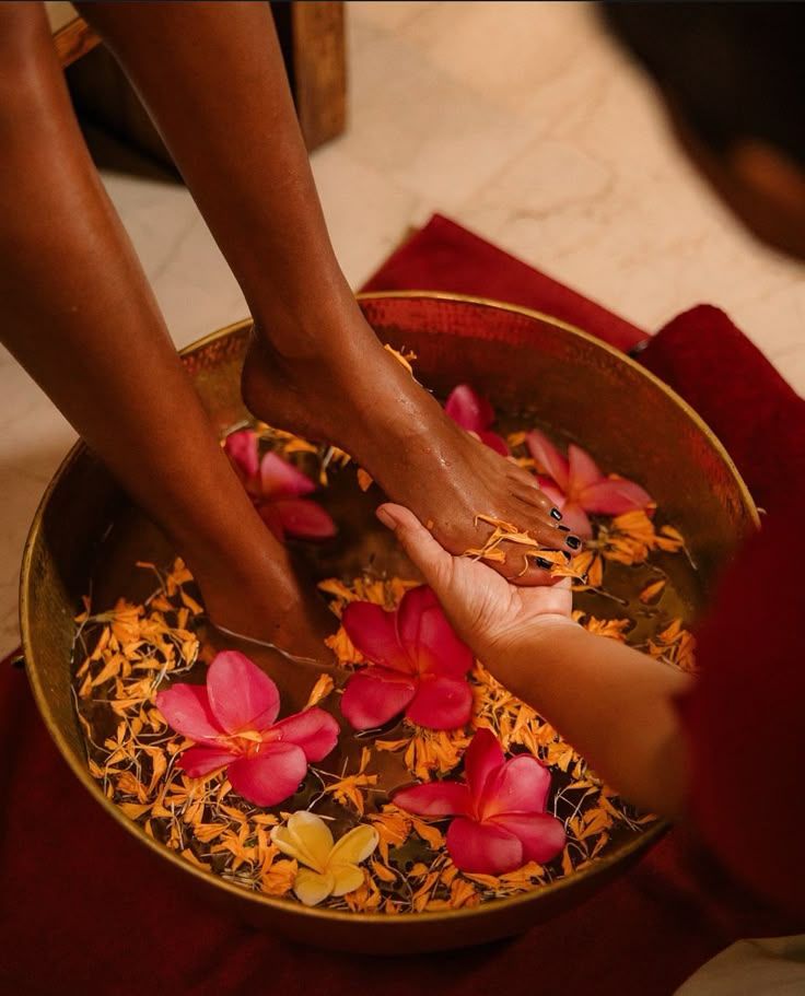 Floral pedicure treatment